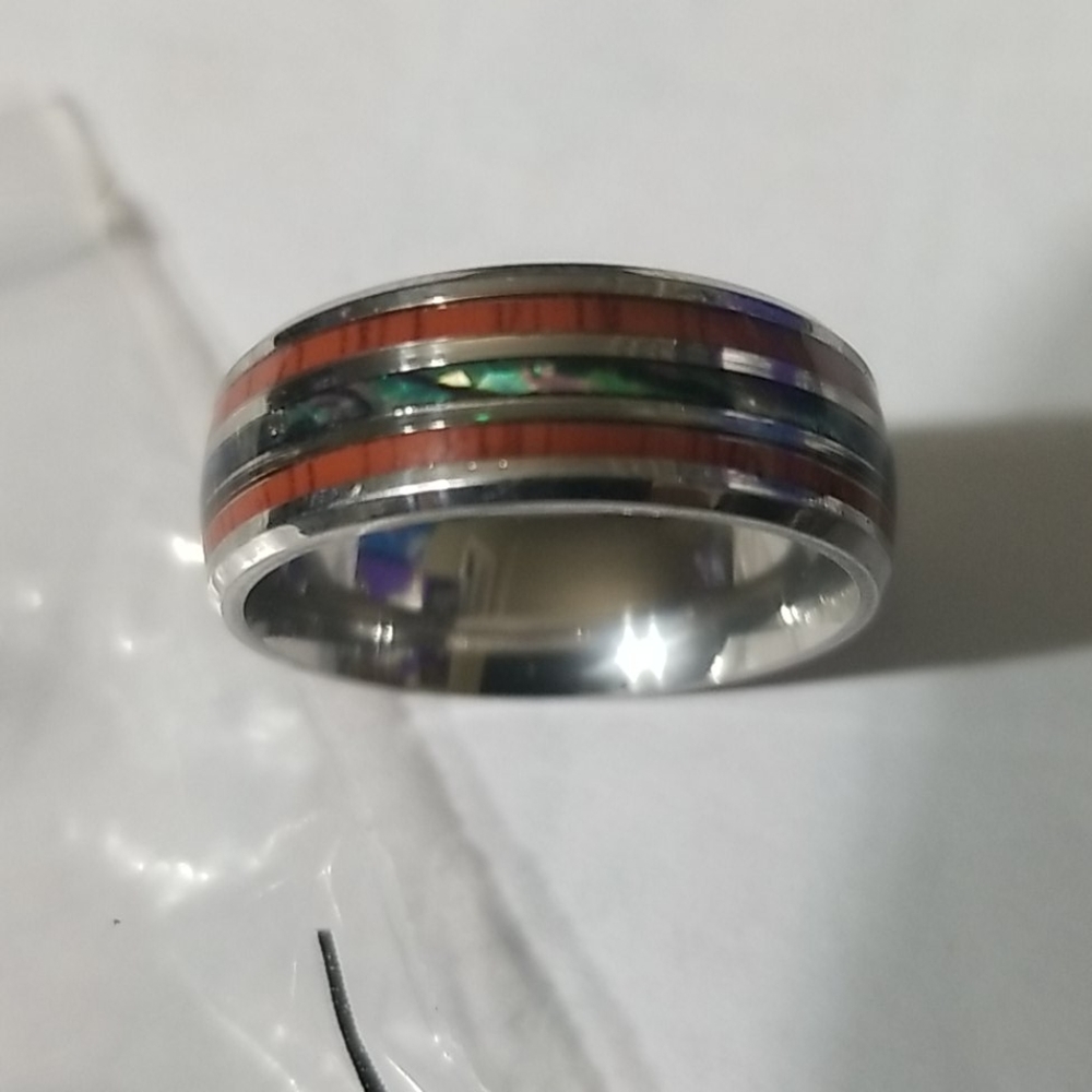 Ring - Picture 2 of 2